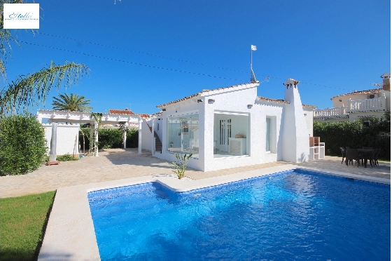 villa-in-Els-Poblets-Ptda.-Barranquets-for-holiday-rental-T-1118-1.webp