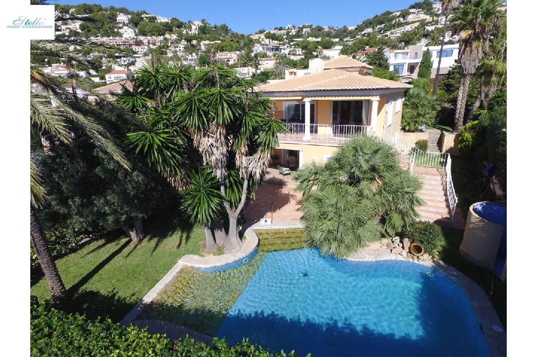 вилла in Moraira на продажу, жилая площадь 300 м², aircondition, поверхности суши 800 м², 4 спальни, 3 ванная, pool, ref.: CA-H-1299-AMB-4