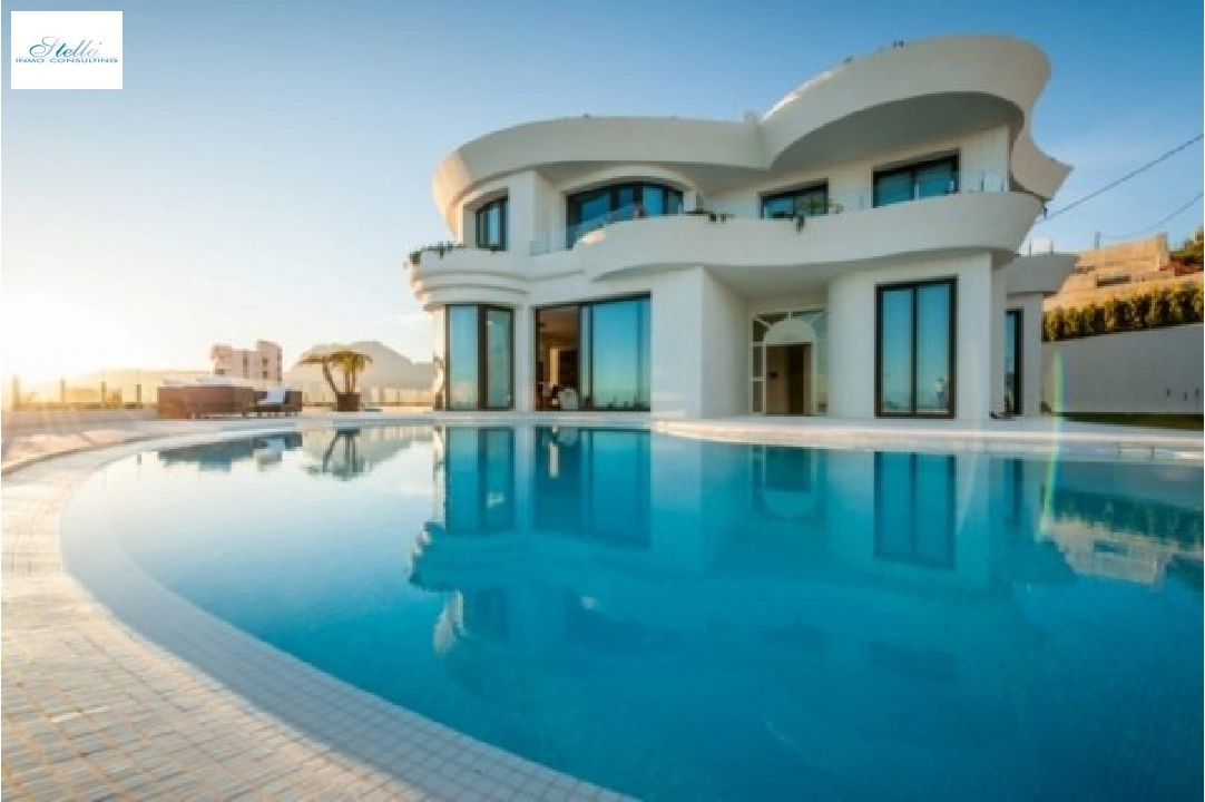 вилла in Benidorm на продажу, жилая площадь 600 м², поверхности суши 1000 м², 6 ванная, ref.: BS-3974651-1