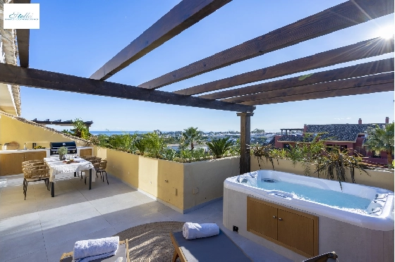 penthouse-apartment-in-Estepona-for-sale-NX-401750-1.webp