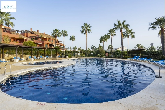 penthouse-apartment-in-Estepona-for-sale-NX-401750-2.webp