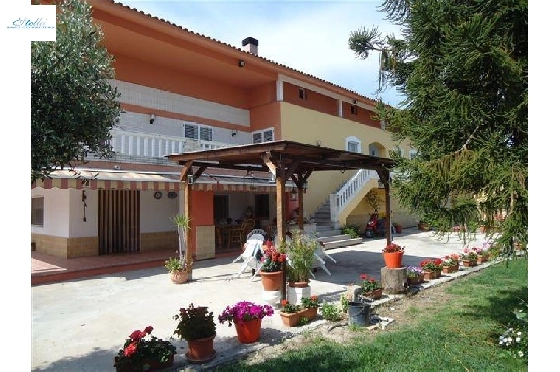 villa-in-Oliva-for-sale-PR-PPS1054-2.webp