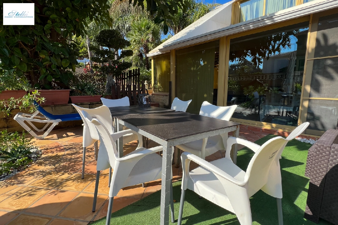 вилла in Denia в аренду, жилая площадь 200 м², состояние аккуратный, + Центральное Отопление, aircondition, поверхности суши 900 м², 3 спальни, 2 ванная, pool, ref.: D-0123-11