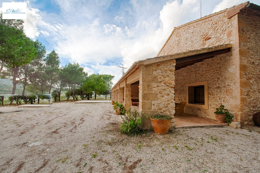 загородный дом in Gata de Gorgos(Campo) на продажу, жилая площадь 450 м², поверхности суши 100000 м², 4 спальни, 2 ванная, ref.: AM-11846DA-3700-3