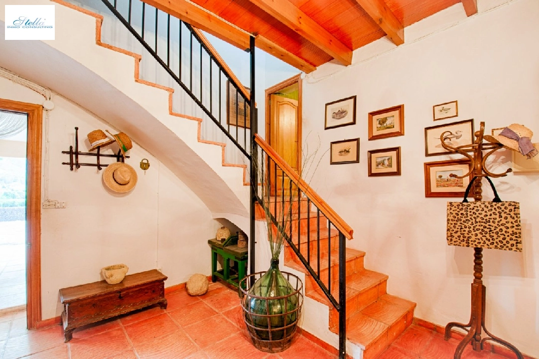 загородный дом in Gata de Gorgos(Campo) на продажу, жилая площадь 450 м², поверхности суши 100000 м², 4 спальни, 2 ванная, ref.: AM-11846DA-3700-34