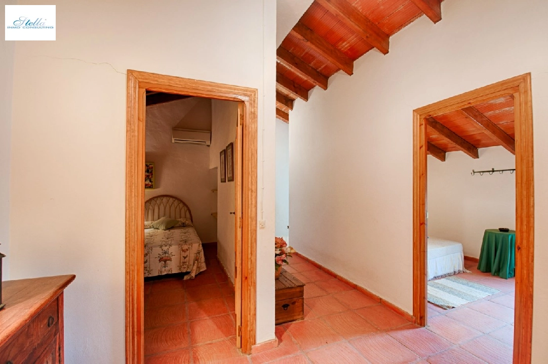 загородный дом in Gata de Gorgos(Campo) на продажу, жилая площадь 450 м², поверхности суши 100000 м², 4 спальни, 2 ванная, ref.: AM-11846DA-3700-35