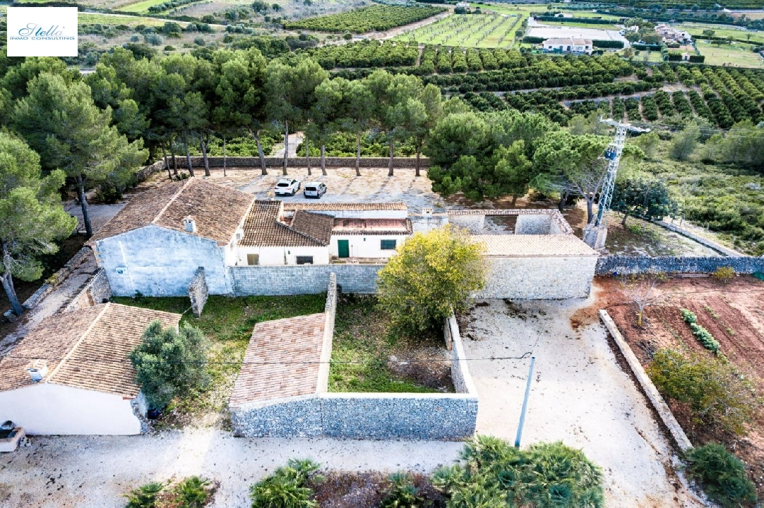 загородный дом in Gata de Gorgos(Campo) на продажу, жилая площадь 450 м², поверхности суши 100000 м², 4 спальни, 2 ванная, ref.: AM-11846DA-3700-4