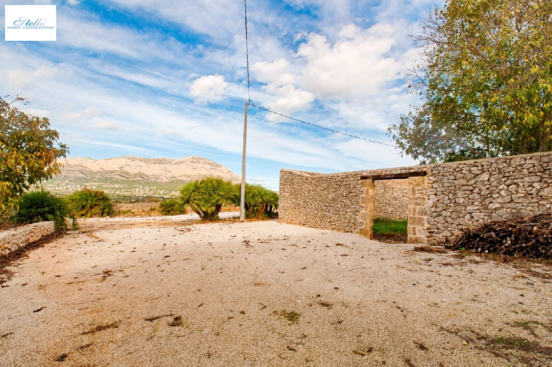 загородный дом in Gata de Gorgos(Campo) на продажу, жилая площадь 450 м², поверхности суши 100000 м², 4 спальни, 2 ванная, ref.: AM-11846DA-3700-49