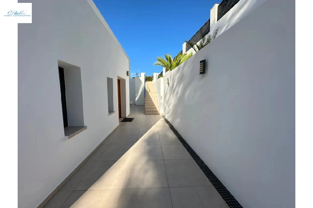 вилла in Javea на продажу, жилая площадь 300 м², aircondition, 4 спальни, 4 ванная, pool, ref.: BS-83618032-31