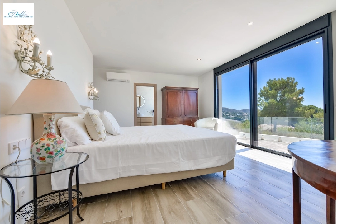 вилла in Moraira(La Sabatera) на продажу, жилая площадь 259 м², aircondition, поверхности суши 811 м², 4 спальни, 3 ванная, pool, ref.: CA-H-1766-AMBI-15