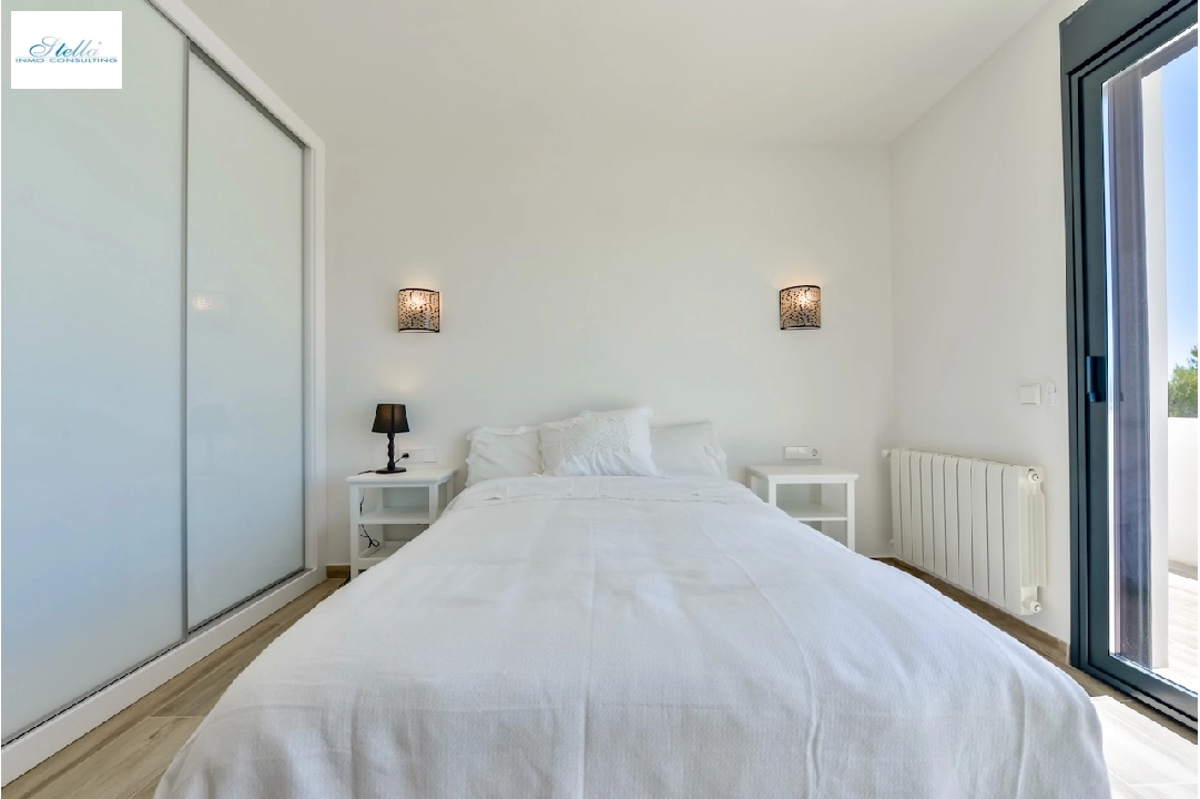 вилла in Moraira(La Sabatera) на продажу, жилая площадь 259 м², aircondition, поверхности суши 811 м², 4 спальни, 3 ванная, pool, ref.: CA-H-1766-AMBI-31