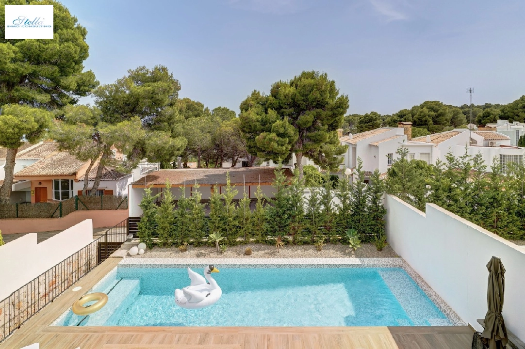 вилла in Moraira(La Cometa) на продажу, aircondition, поверхности суши 500 м², 4 спальни, 3 ванная, pool, ref.: CA-H-1769-AMBI-25