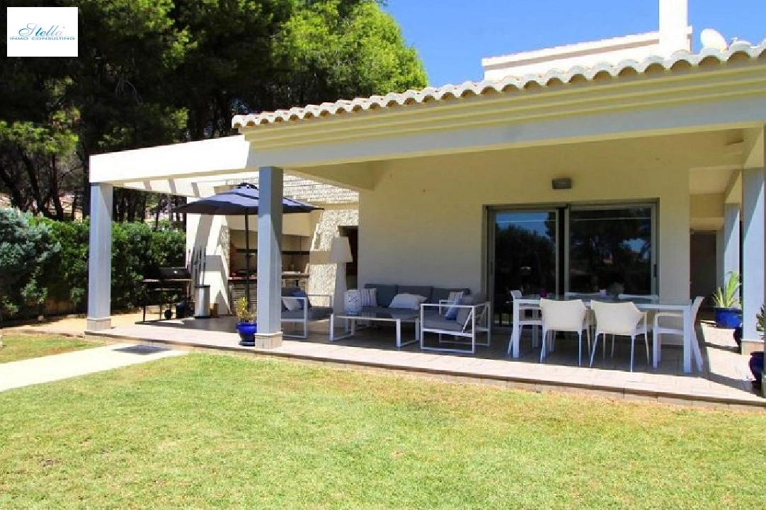 вилла in Moraira(La Cometa) на продажу, жилая площадь 268 м², aircondition, поверхности суши 1846 м², 5 спальни, 4 ванная, pool, ref.: CA-H-1780-AMB-22