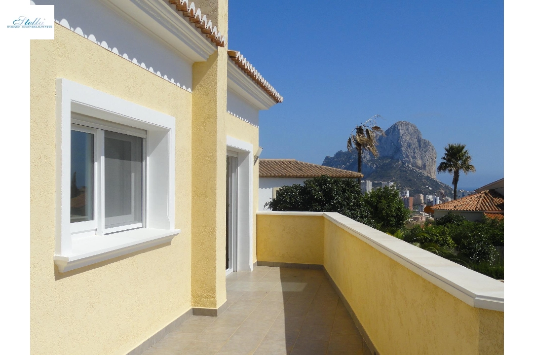 вилла in Calpe(Calpe) на продажу, жилая площадь 410 м², aircondition, поверхности суши 983 м², 3 спальни, 3 ванная, pool, ref.: COB-982-10535-11