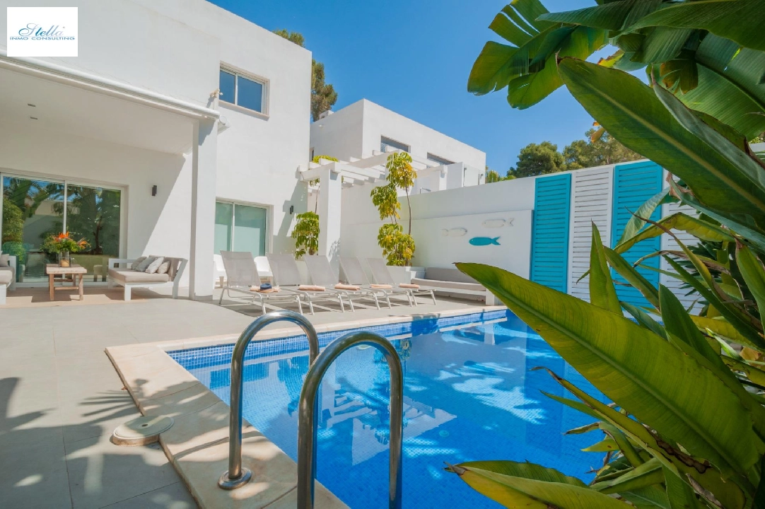 вилла in Moraira(El Portet) на продажу, жилая площадь 180 м², aircondition, поверхности суши 1300 м², 4 спальни, 4 ванная, pool, ref.: COB-3455-10535-8