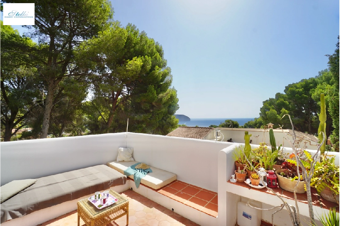 вилла in Moraira(Moravit) на продажу, жилая площадь 555 м², поверхности суши 1175 м², 7 спальни, 5 ванная, pool, ref.: CA-H-1795-AMBE-44