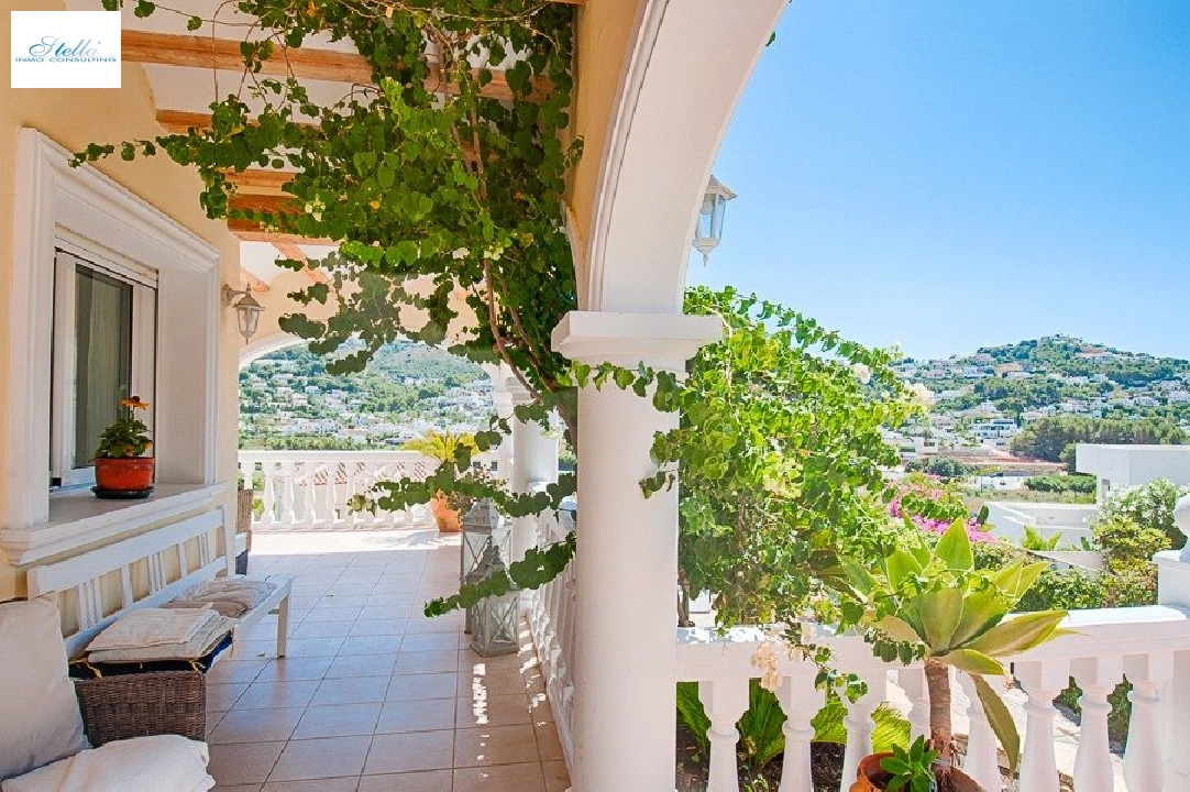 вилла in Moraira на продажу, жилая площадь 270 м², год постройки 2007, aircondition, поверхности суши 797 м², 4 спальни, 3 ванная, pool, ref.: AM-11778DA-10