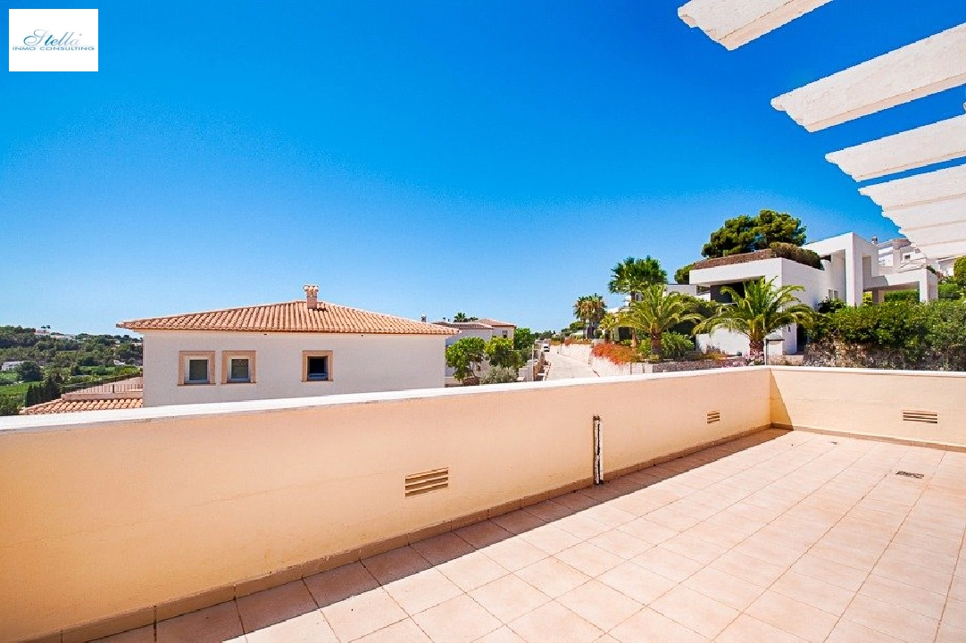 вилла in Moraira на продажу, жилая площадь 270 м², год постройки 2007, aircondition, поверхности суши 797 м², 4 спальни, 3 ванная, pool, ref.: AM-11778DA-28