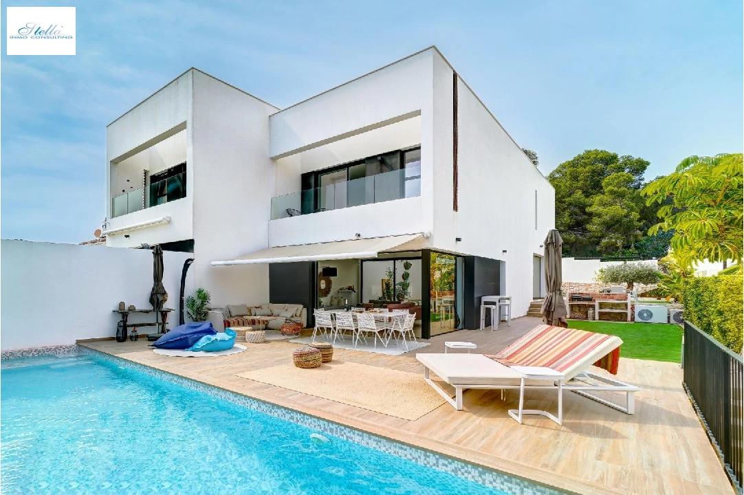 вилла in Moraira на продажу, жилая площадь 182 м², aircondition, поверхности суши 500 м², 4 спальни, 3 ванная, pool, ref.: AM-12207DR-1