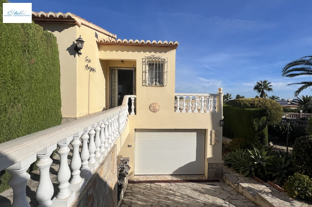 вилла in Denia(Marquesa 6 ) на продажу, жилая площадь 150 м², год постройки 1995, состояние аккуратный, + Центральное Отопление, aircondition, поверхности суши 800 м², 3 спальни, 3 ванная, pool, ref.: AS-0924-43