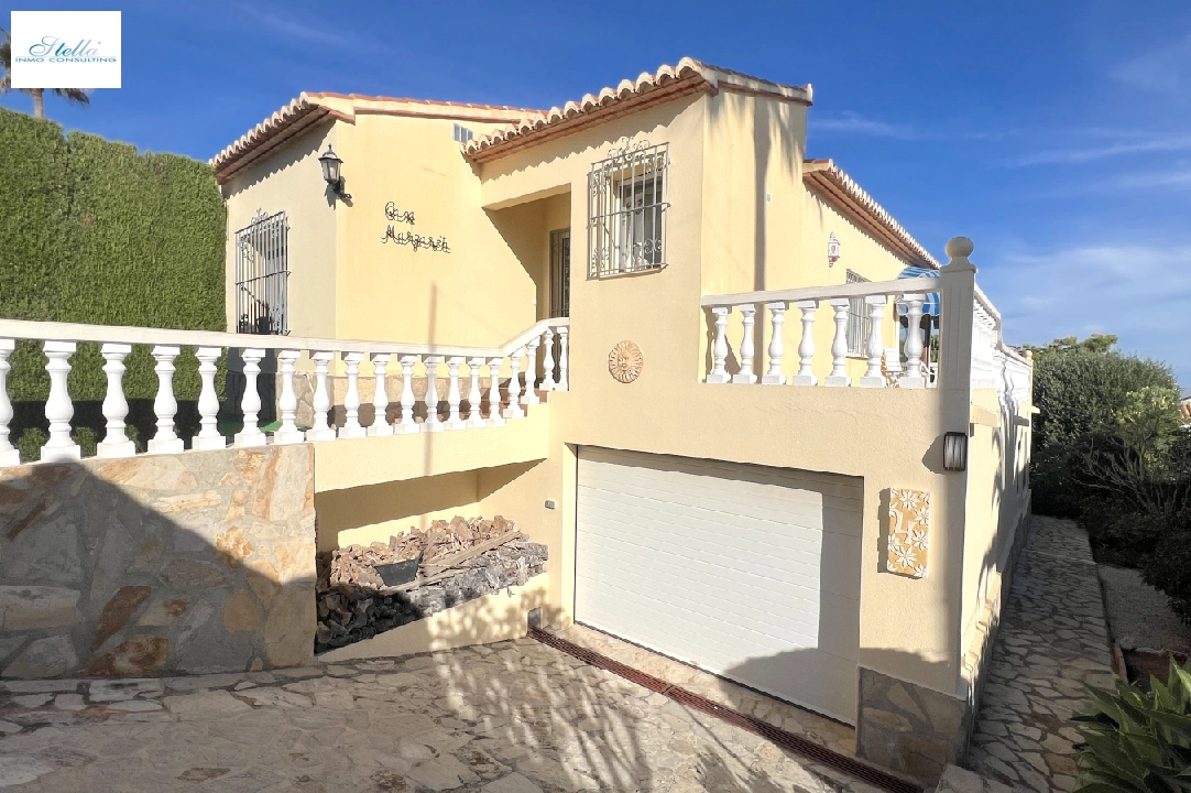 вилла in Denia(Marquesa 6 ) на продажу, жилая площадь 150 м², год постройки 1995, состояние аккуратный, + Центральное Отопление, aircondition, поверхности суши 800 м², 3 спальни, 3 ванная, pool, ref.: AS-0924-9