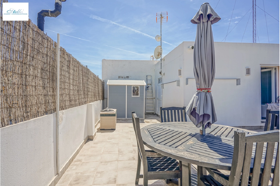 таунхаус in Javea на продажу, жилая площадь 223 м², + KLIMA, aircondition, поверхности суши 250 м², 5 спальни, 3 ванная, pool, ref.: BP-C3XY4247JAV-26