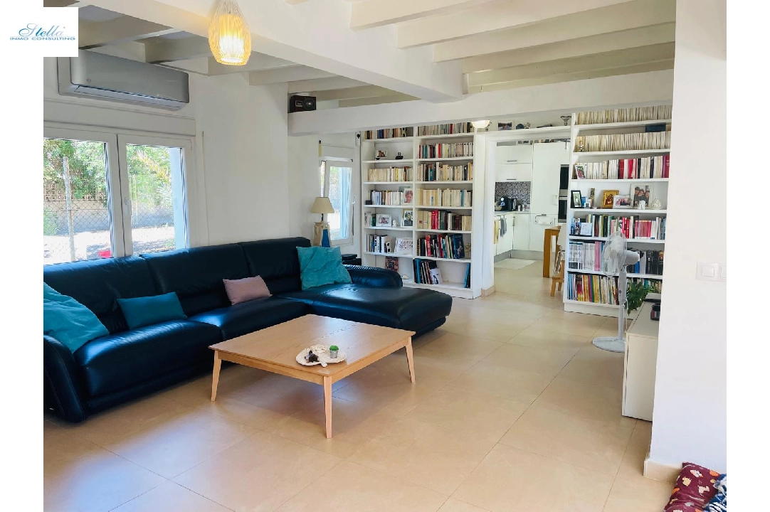 вилла in Denia на продажу, жилая площадь 133 м², год постройки 1970, aircondition, поверхности суши 350 м², 3 спальни, 2 ванная, pool, ref.: UM-UV-0624-7