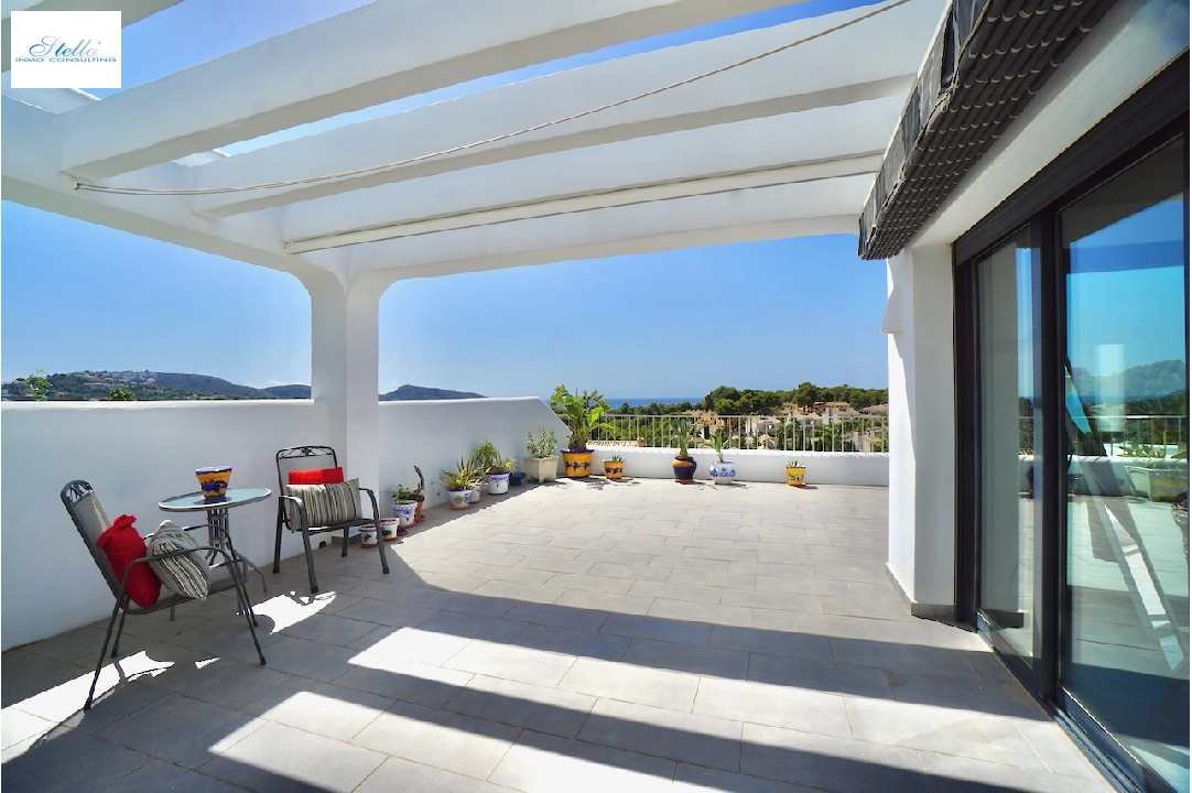 вилла in Moraira(Camarrocha) на продажу, жилая площадь 261 м², aircondition, поверхности суши 831 м², 3 спальни, 3 ванная, pool, ref.: CA-H-1670-AMB-46