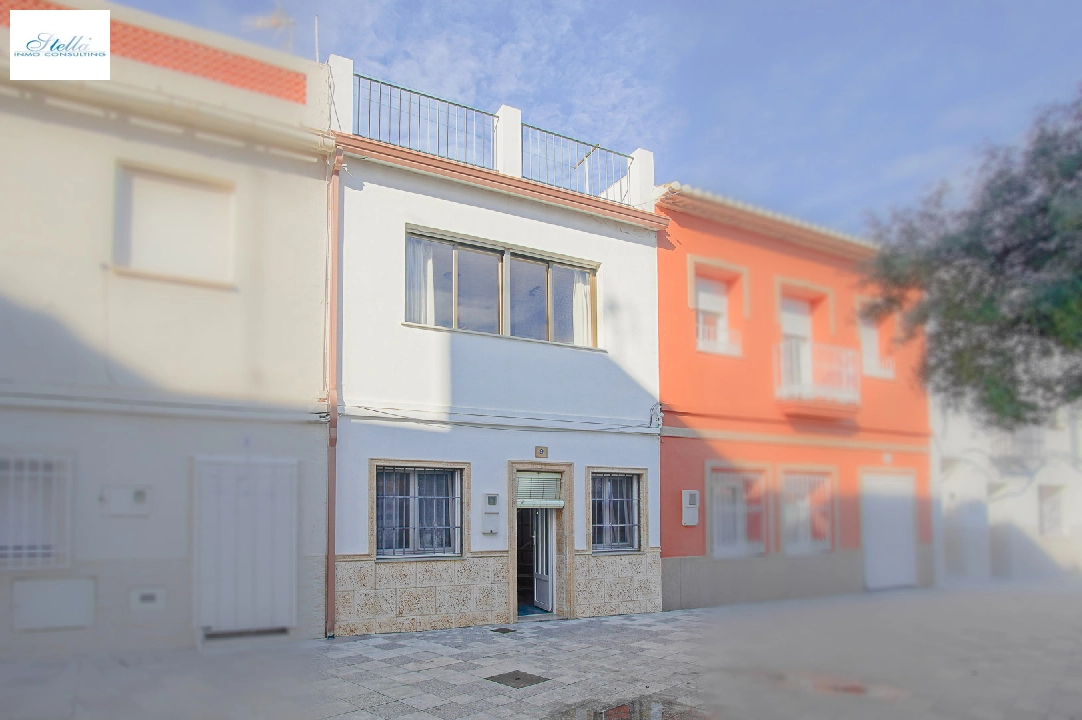 таунхаус in Denia на продажу, жилая площадь 82 м², год постройки 1950, + KLIMA, aircondition, 3 спальни, 2 ванная, pool, ref.: BP-C3XY8224DEN-1