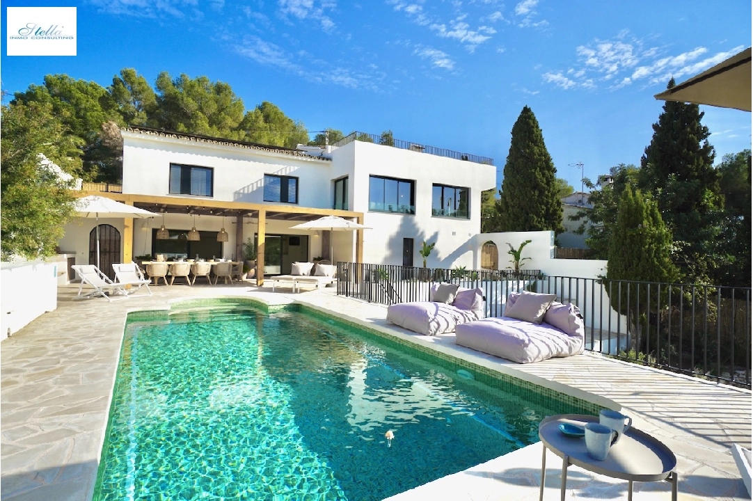 вилла in Moraira(Arnella) на продажу, жилая площадь 270 м², aircondition, поверхности суши 1099 м², 5 спальни, 4 ванная, pool, ref.: CA-H-1852-AMBEI-10